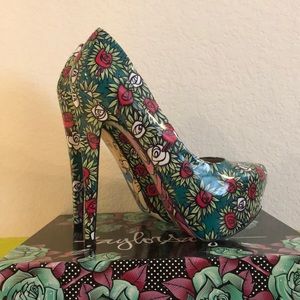 Taylorsays high heels Wonderland size 9.5 green